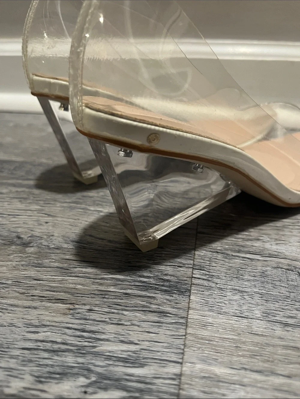 NWOB Clear Wedge Heel Pumps with Rhinestones Pointed Toe Transparent Wedge Heel